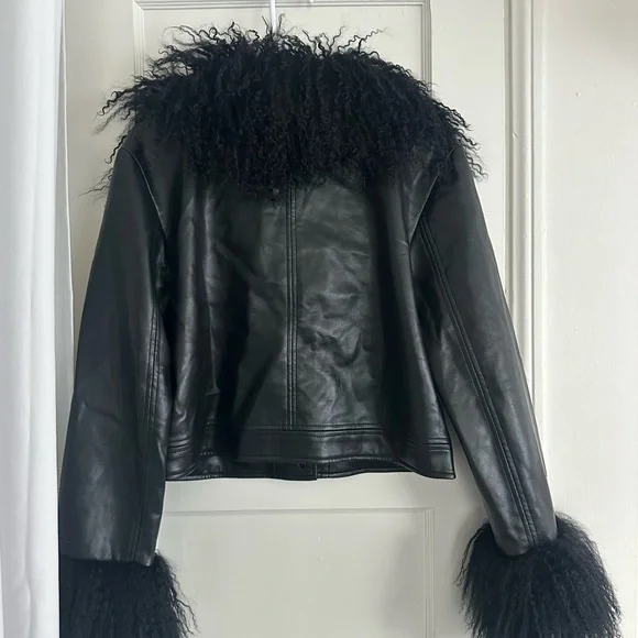 Women's Black Faux Leather Jacket with Curly Faux Fur Collar and Cuffs - Picture 3 of 3
